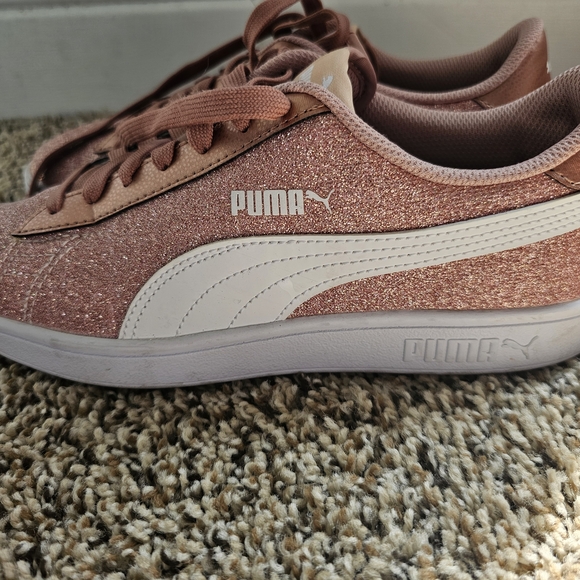 Puma Women's Pink Sneakers - Picture 2 of 7